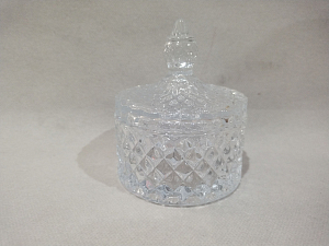 Ваза сервировочная с крышкой (8,5х10 см)